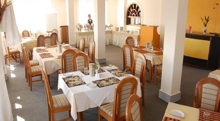 Hotel Tres